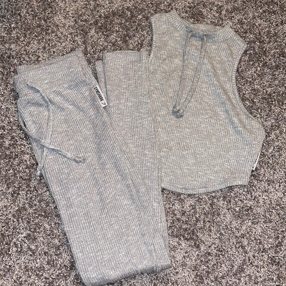 Gymshark set 🤍